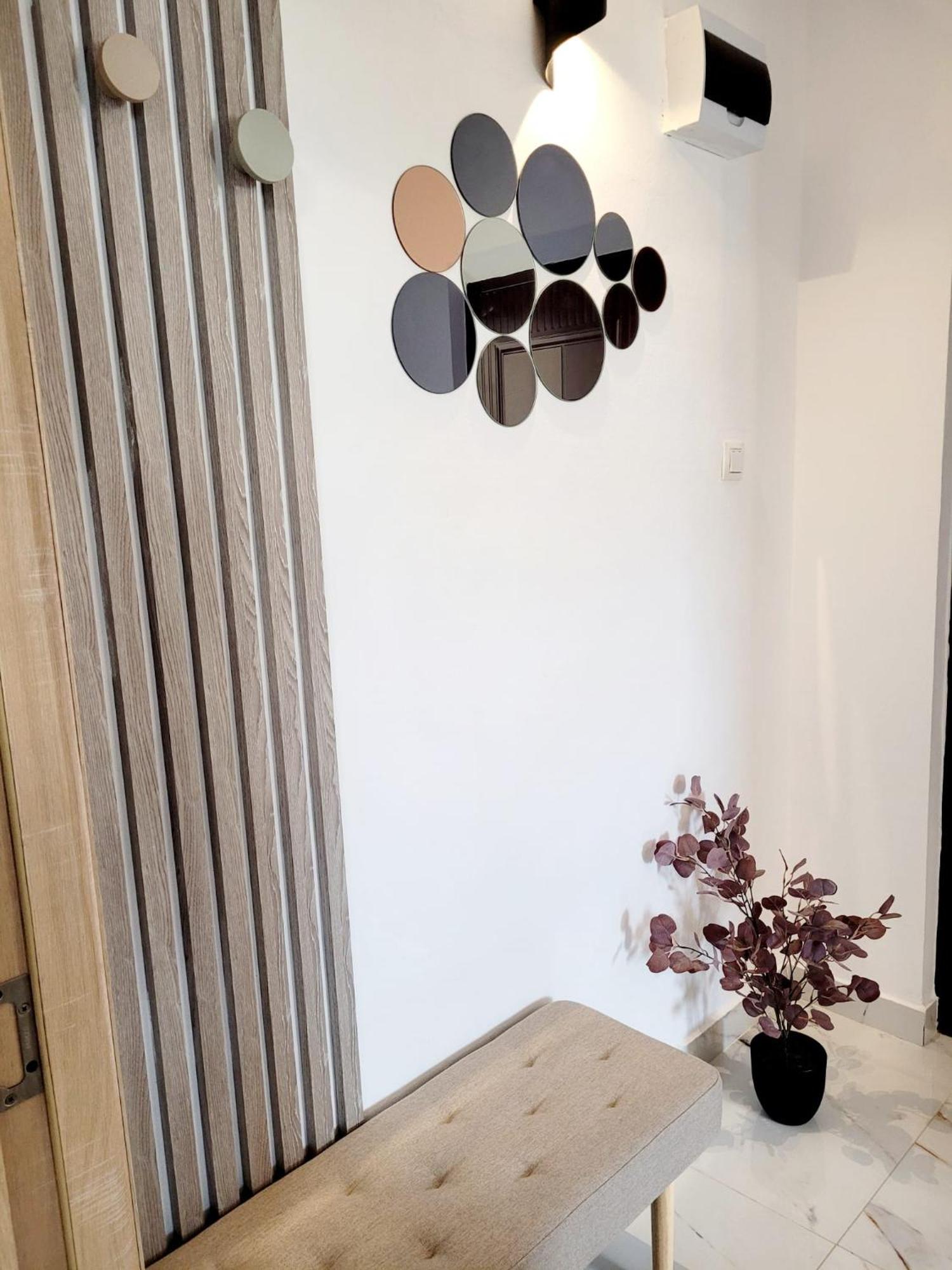 Christal Apartment Bacău Екстериор снимка